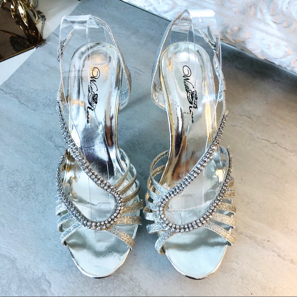 3/$20 Wild Rose Silver metallic heels